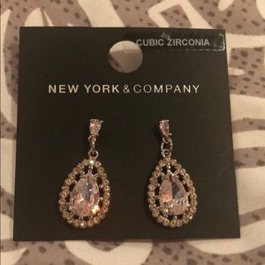 ‼️NWT // New York & Company Earrings